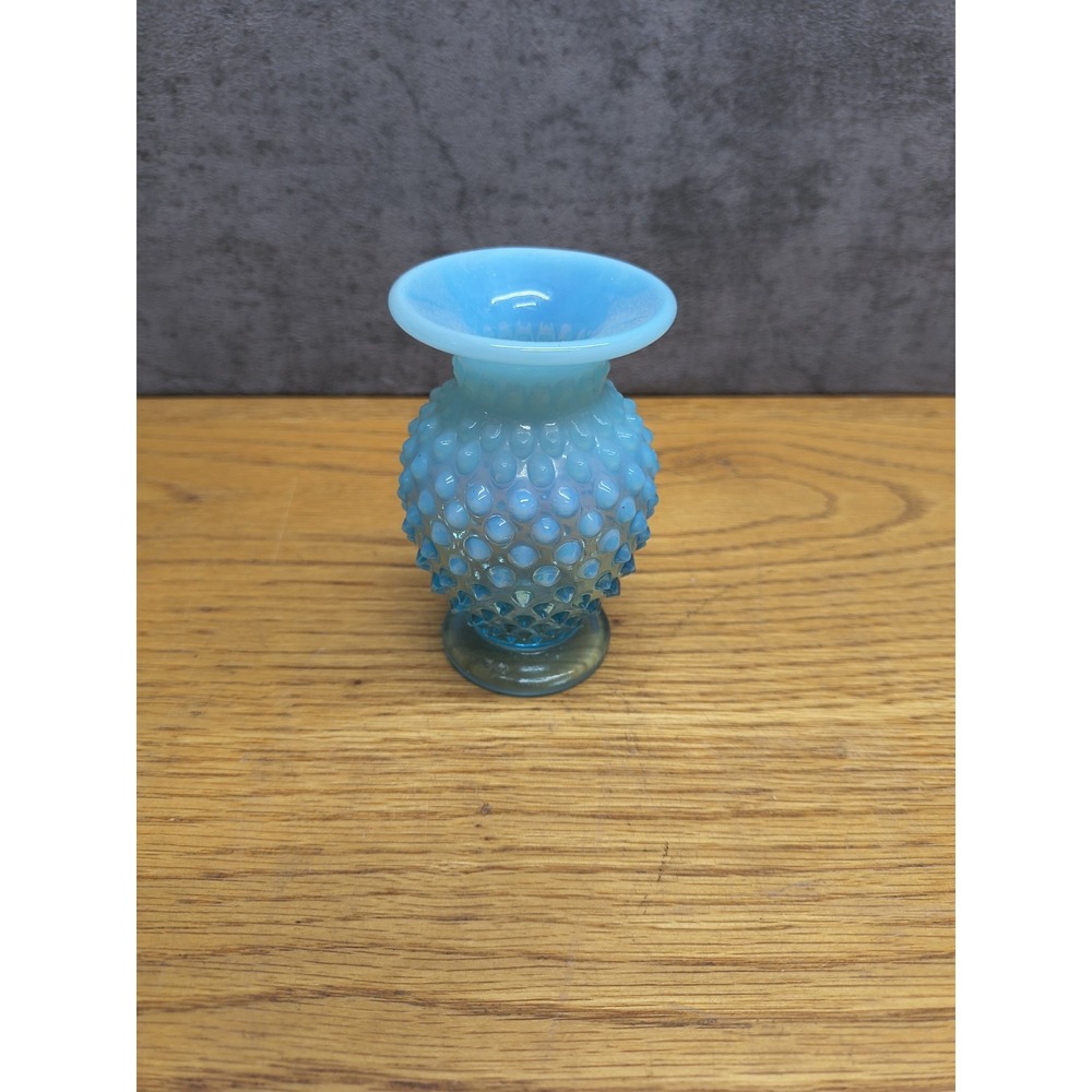 VTG Fenton Opalescent Hobnail Glass Miniature‎ Vase Aqua Clear Blue 4"